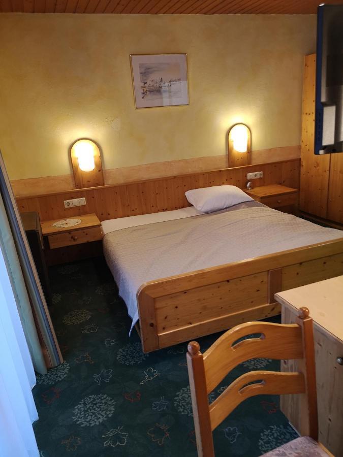 Wirt Z'minsta Hotel Altmünster